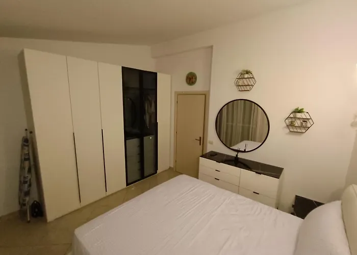 Noah's Seaside Lejlighed Golem (Tirana)